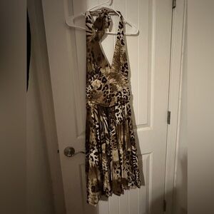 Cache size 10, Marilyn Monroe style dress in animal print